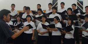 MTS Choir: On Eagle's Wings